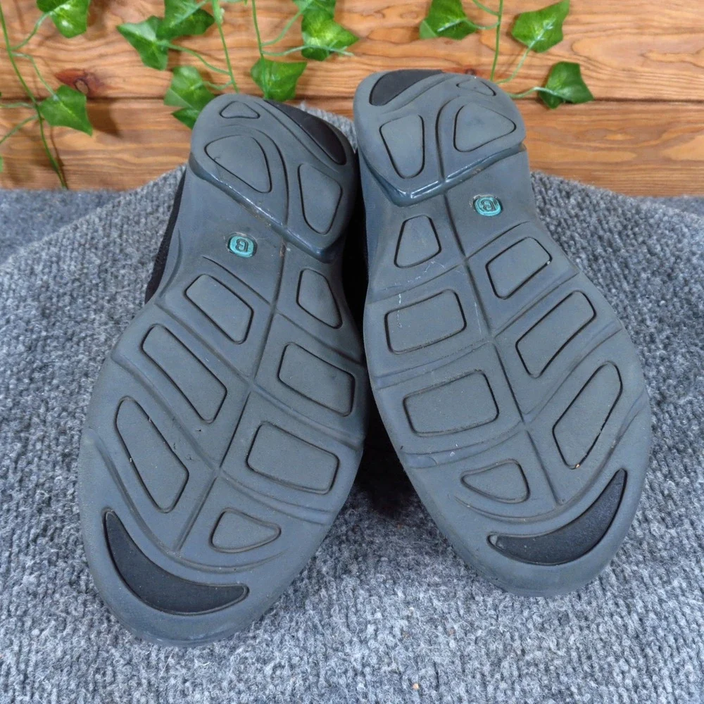 Bzees Lovable Women Slip On Shoes 8.5M Walking Comfort Black Faux Fur Trim